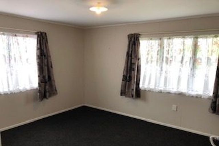 Photo of property in 14 Leeds Street, Silverdale, Hamilton, 3216