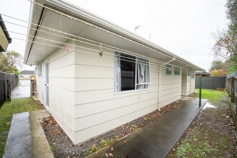 Photo of property in 15a Millar Street, Terrace End, Palmerston North, 4410