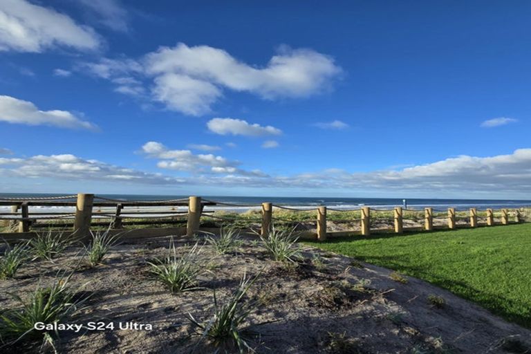 Photo of property in 585 Pukehina Parade, Pukehina, Te Puke, 3189