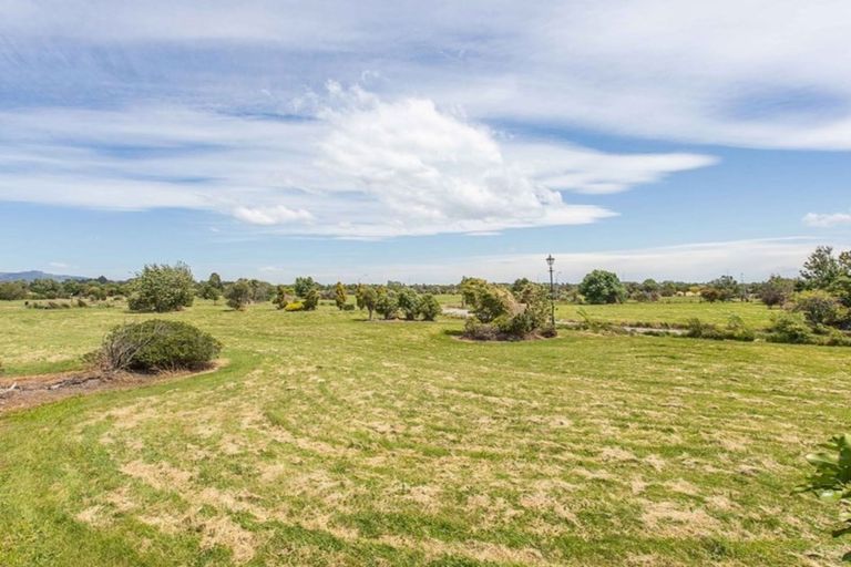 Photo of property in 56 Blue Gum Place, New Brighton, Christchurch, 8083