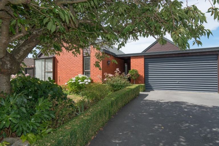 Photo of property in 38 Corfe Street, Ilam, Christchurch, 8041