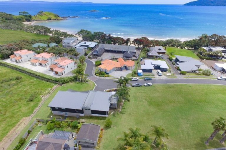 Photo of property in 10 Bayside Drive, Coopers Beach, 0420