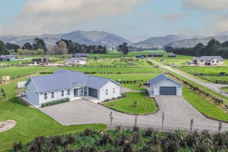 Photo of property in 66a Thomas Road, Carrington, Carterton, 5791