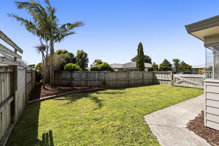 Photo of property in 56c Hartford Avenue, Papamoa Beach, Papamoa, 3118