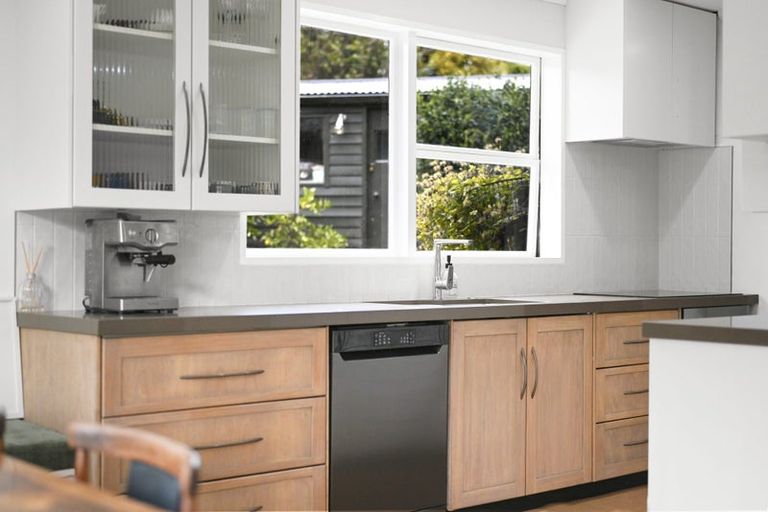 Photo of property in 30 Acacia Crescent, Glenview, Hamilton, 3206