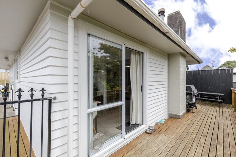 Photo of property in 60 Rosendale Avenue, Spotswood, New Plymouth, 4310