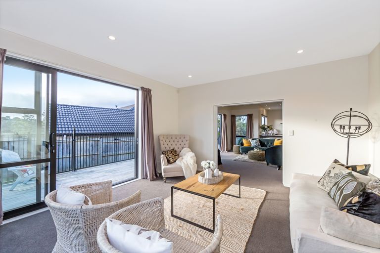 Photo of property in 21 Botanical Drive, Silverdale, 0932