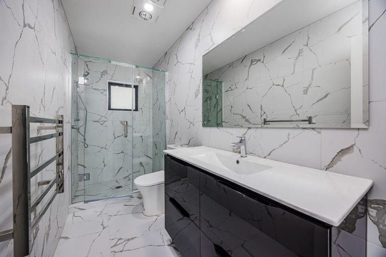 Photo of property in 2/2 Donnell Avenue, Favona, Auckland, 2024