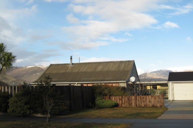 Photo of property in 137 Waenga Drive, Cromwell, 9310
