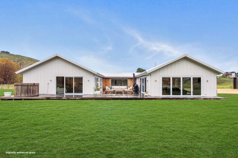 Photo of property in 2506 Kahuranaki Road, Elsthorpe, Havelock North, 4295