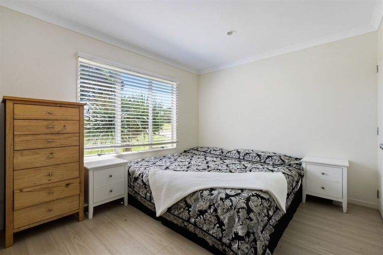 Photo of property in 1177 Whangaparaoa Road, Gulf Harbour, Whangaparaoa, 0930