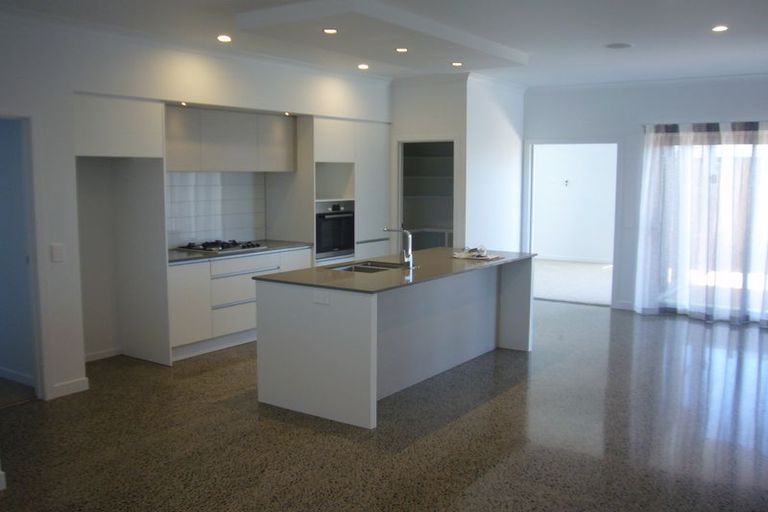 Photo of property in 45 Excelsa Place, Papamoa Beach, Papamoa, 3118