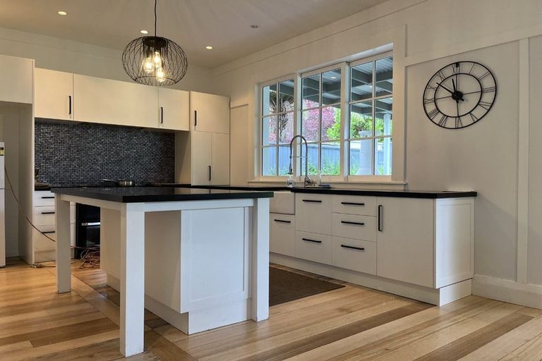 Photo of property in 1 Douglas Avenue, Mount Albert, Auckland, 1025