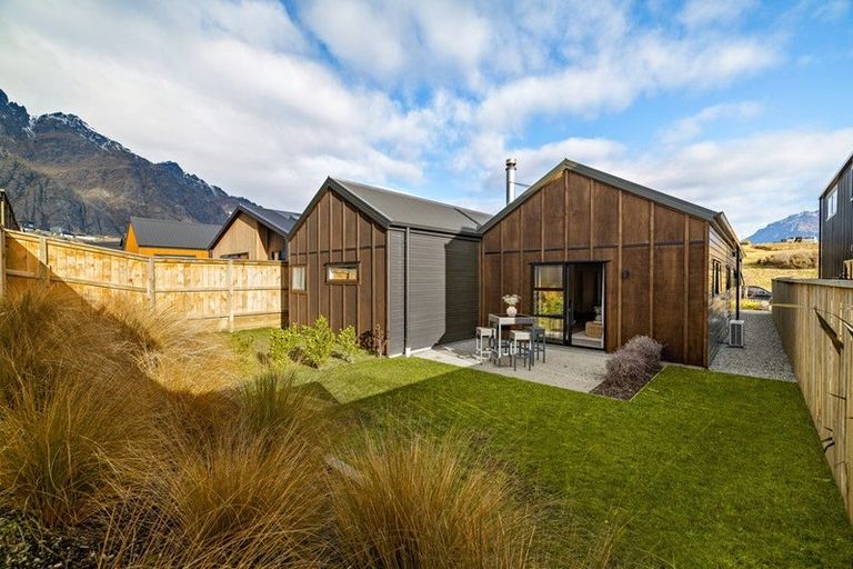 Photo of property in 58 Muster Road, Jacks Point, 9371