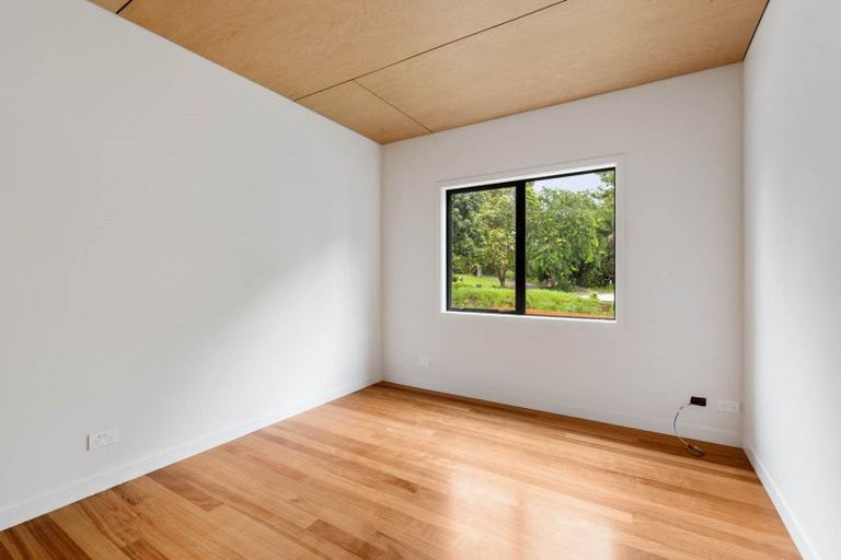 Photo of property in 16 Pa Road, Kerikeri, 0230