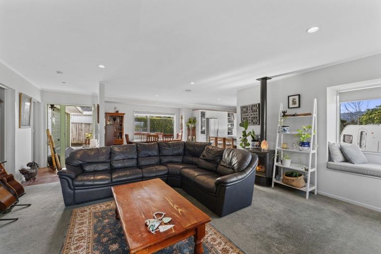 Photo of property in 33 Kahurangi Drive, Rangatira Park, Taupo, 3330