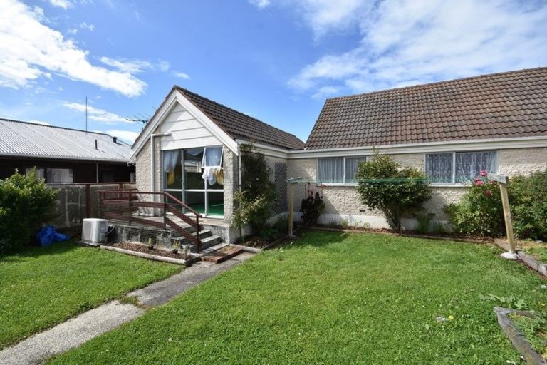 Photo of property in 58f Oxford Street, South Dunedin, Dunedin, 9012
