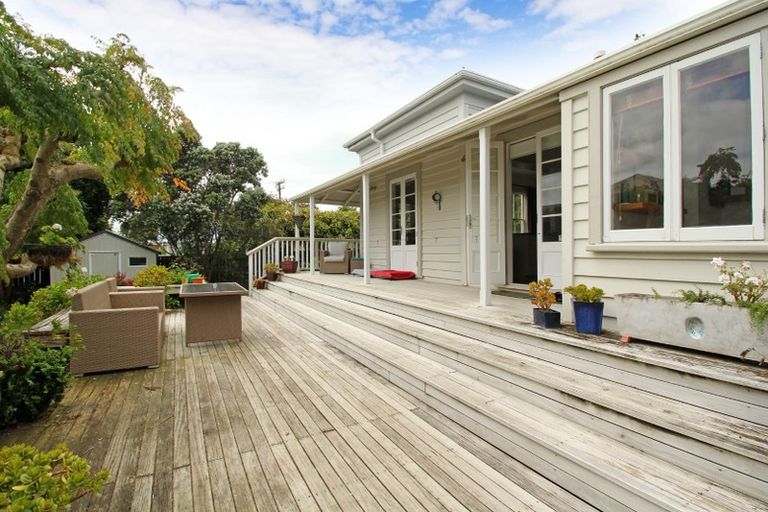Photo of property in 14 Abbotsford Terrace, Devonport, Auckland, 0624