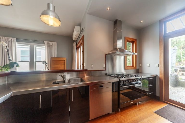 Photo of property in 69 Weld Street, Wadestown, Wellington, 6012