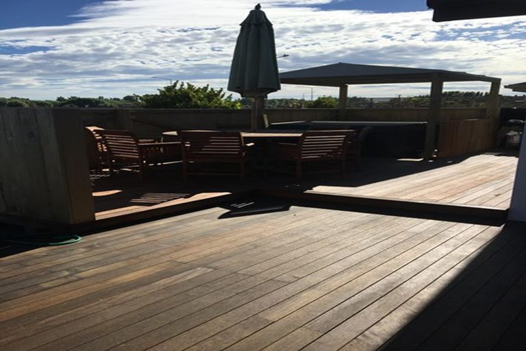 Photo of property in 11 Flaxon Place, Burwood, Christchurch, 8083