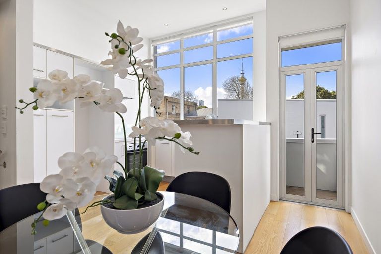 Photo of property in 6 Telpher Street, Auckland Central, Auckland, 1010