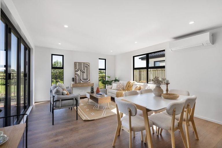 Photo of property in 17 Miromiro Street, Broomfield, Christchurch, 8042