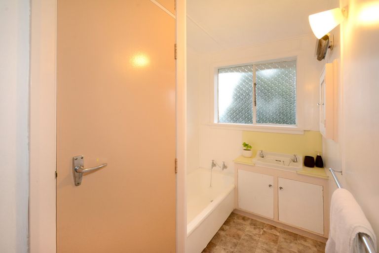 Photo of property in 62 Argyle Street, Mornington, Dunedin, 9011