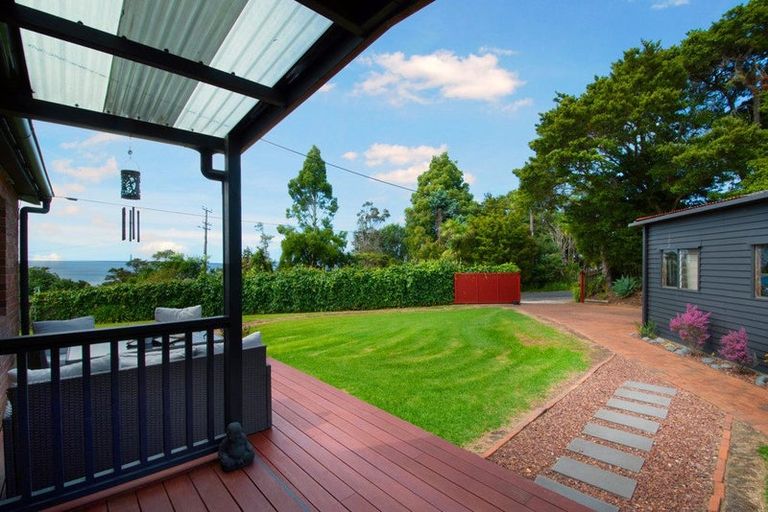 Photo of property in 91 Victory Road, Laingholm, Auckland, 0604