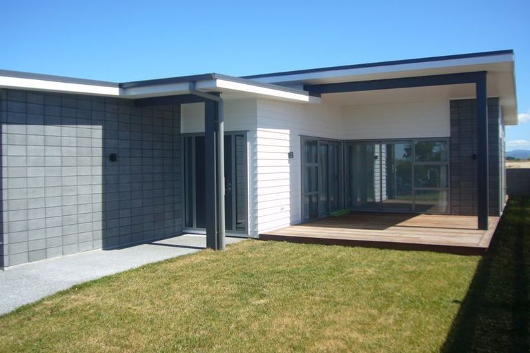 Photo of property in 45 Excelsa Place, Papamoa Beach, Papamoa, 3118