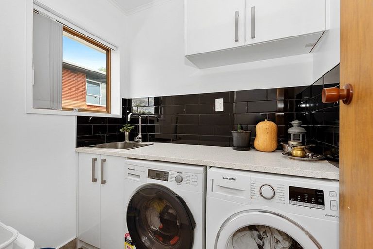 Photo of property in 56 Macdonald Road, Glenview, Hamilton, 3206