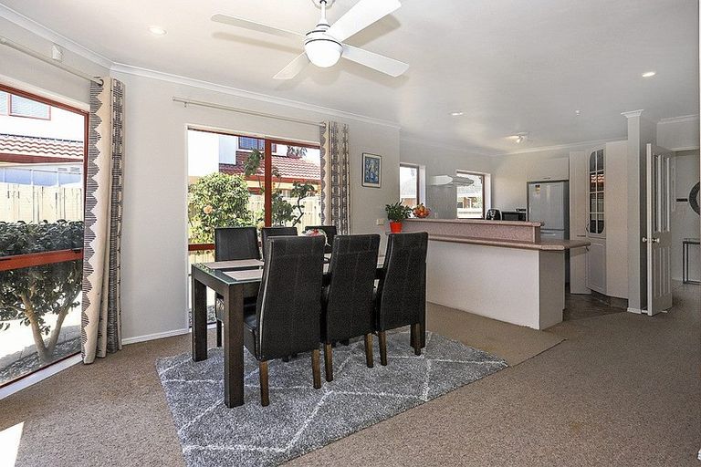 Photo of property in 8 Monterey Key, Papamoa Beach, Papamoa, 3118