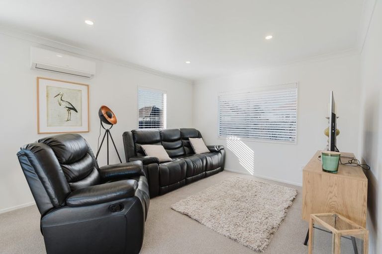 Photo of property in 25b Ross Crescent, Fairfield, Hamilton, 3214