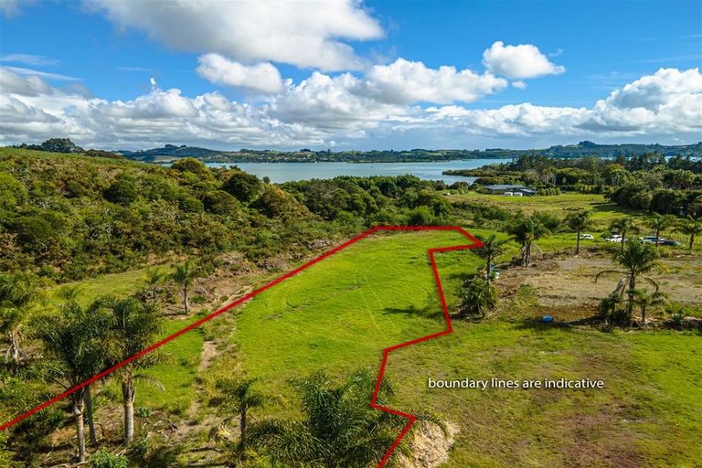 Photo of property in 112 Edmonds Road, Kerikeri, 0293