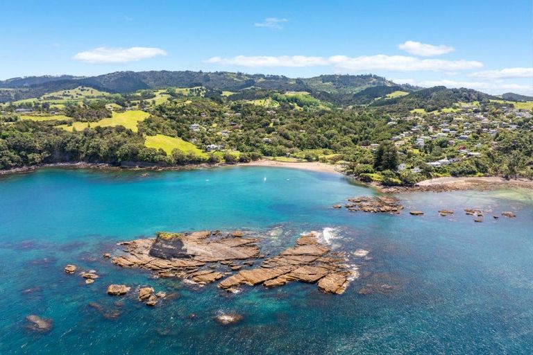 Photo of property in 56 Grand View Road, Leigh, 0985