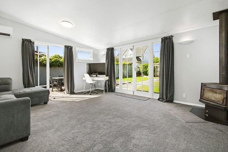 Photo of property in 18 Pharazyn Street, Melling, Lower Hutt, 5010