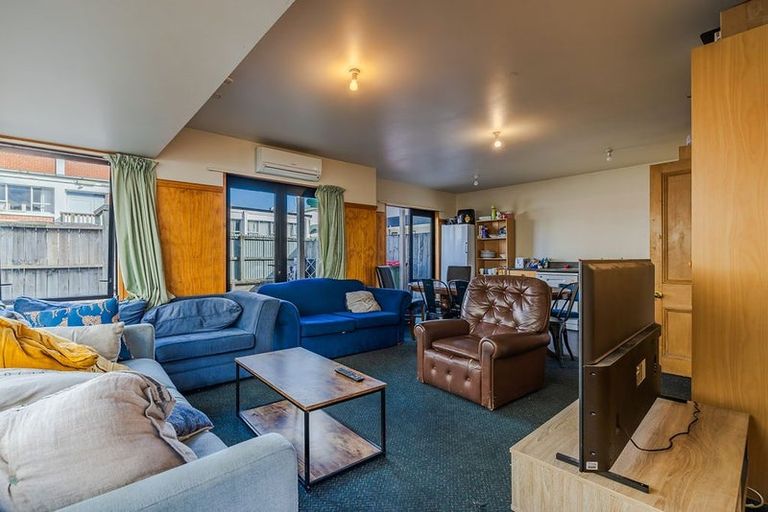 Photo of property in 2b Forth Street, North Dunedin, Dunedin, 9016