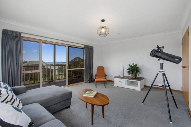 Photo of property in 2 Baigent Place, Tanners Point, Katikati, 3177