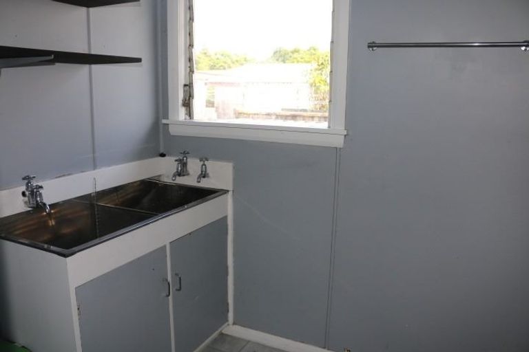 Photo of property in 4 Alton Place, Hokowhitu, Palmerston North, 4410