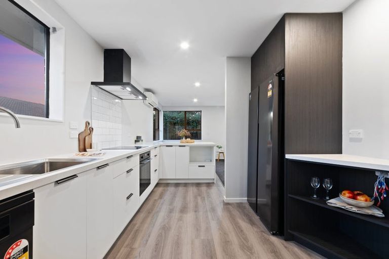 Photo of property in 2/30a Manning Place, Woolston, Christchurch, 8023