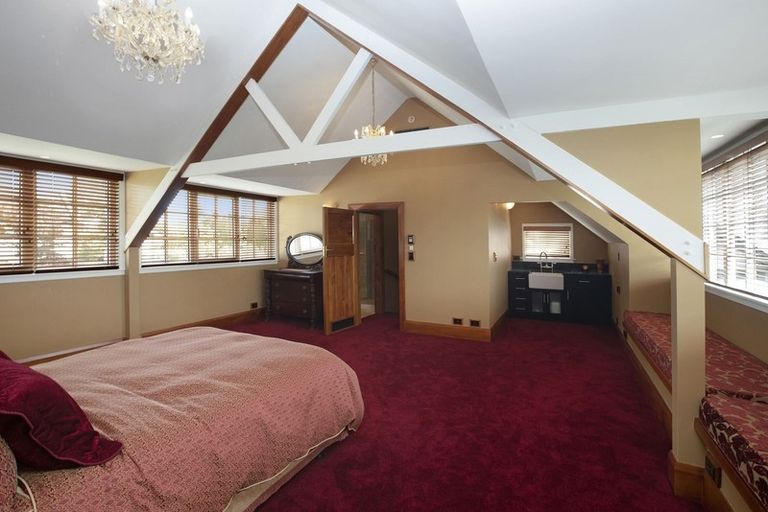 Photo of property in 29 Leinster Road, Merivale, Christchurch, 8014