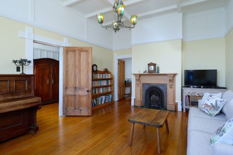 Photo of property in 5 Whitby Road, Britannia Heights, Nelson, 7010