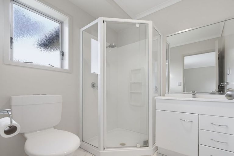 Photo of property in 87 Riverside Drive, Waiuku, 2123