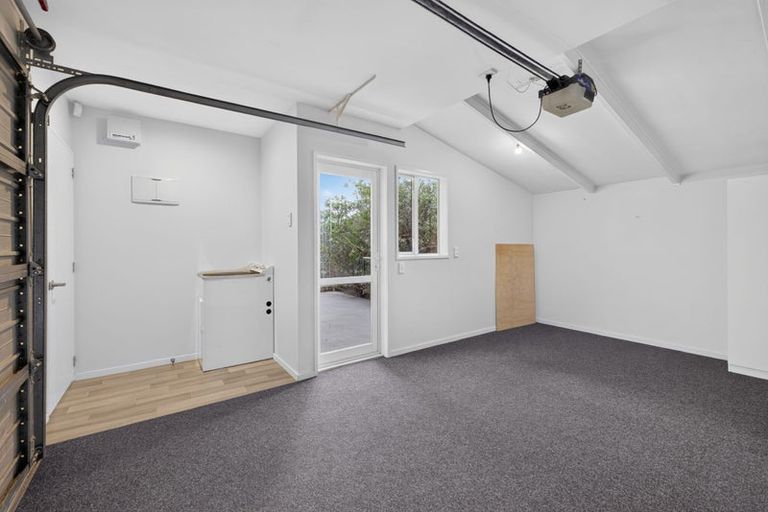 Photo of property in 76 Barbour Street, Waltham, Christchurch, 8011