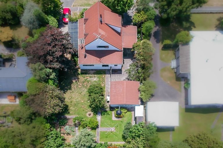 Photo of property in 54 Sylvan Avenue, Waikanae, 5036