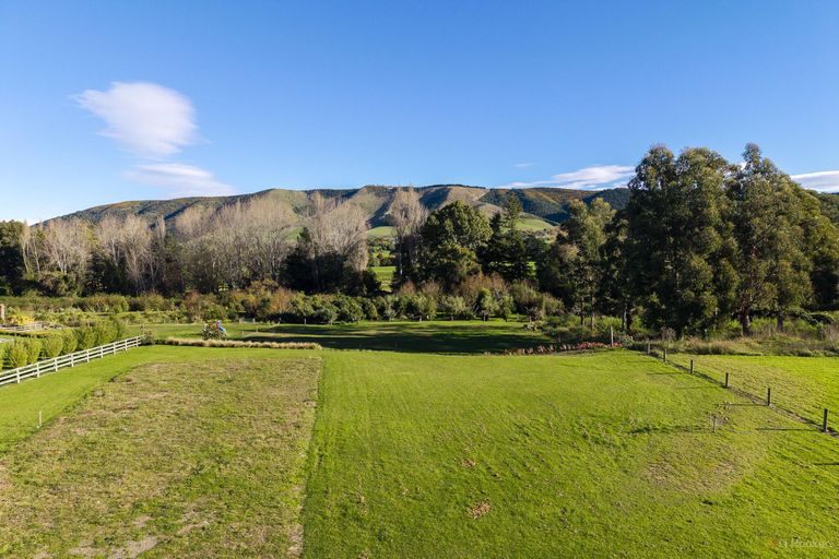 Photo of property in 65 Mill Road, Waimate, 7924