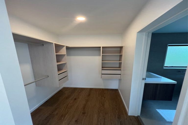 Photo of property in 37d Matipo Road, Mairangi Bay, Auckland, 0630