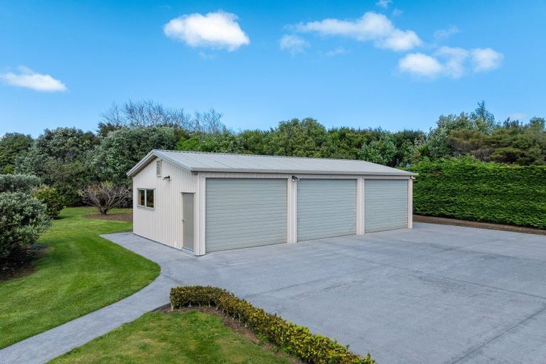 Photo of property in 467 Bald Hill Road, Waiuku, 2681