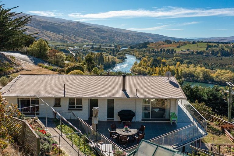 Photo of property in 16 Edinburgh Street, Roxburgh, 9500