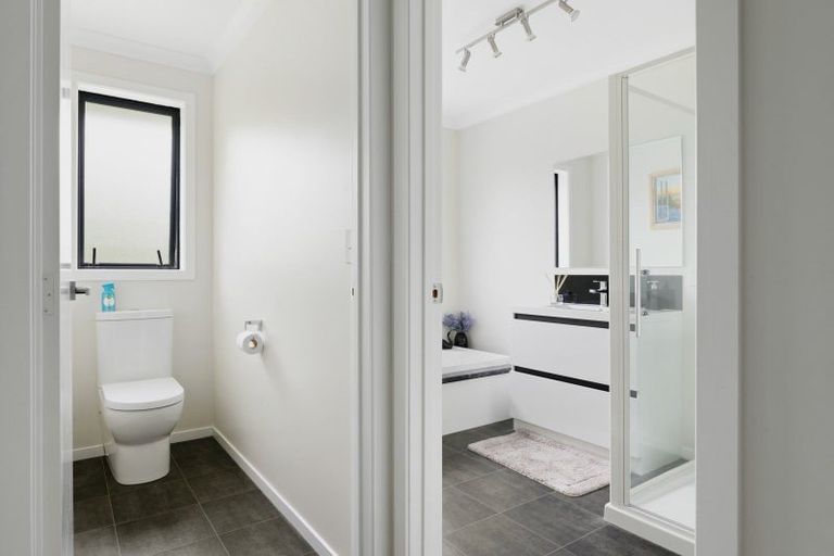 Photo of property in 48 Oak Lane, Pirongia, 3802