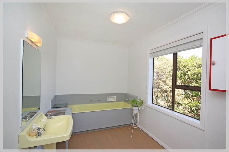 Photo of property in 69b Mako Mako Road, Levin, 5510